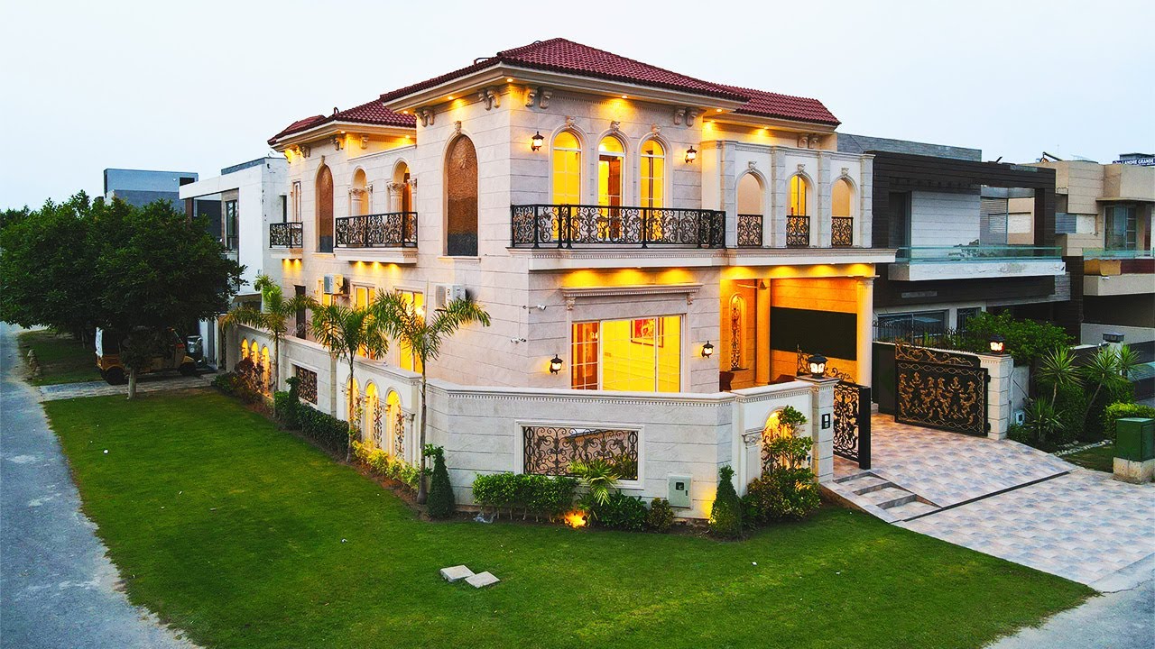 11 Marla Very Beautiful Spanish Corner House 🏘️ in DHA Phase 6 Lahore @AlAliGroup