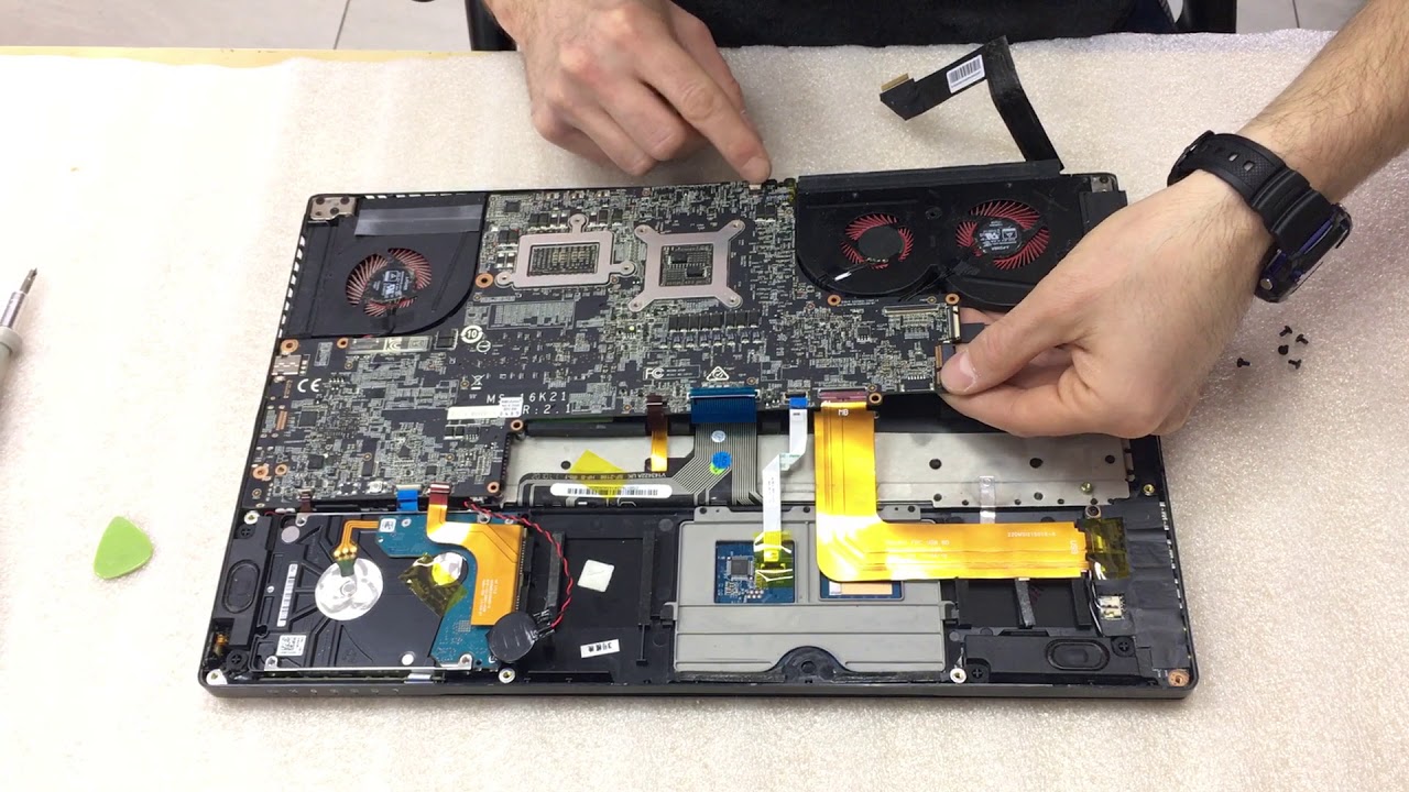 Разборка ноутбука MSI GS73VR Stealth Pro / Disassembling laptop MSI GS73VR