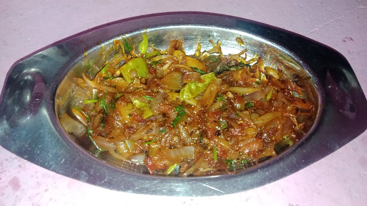 Jhatpat 10 minutes me banaye pyaz ki mazedar chutney!jab घर में ना हो कुछ तो बनाए प्याज की चटनी!