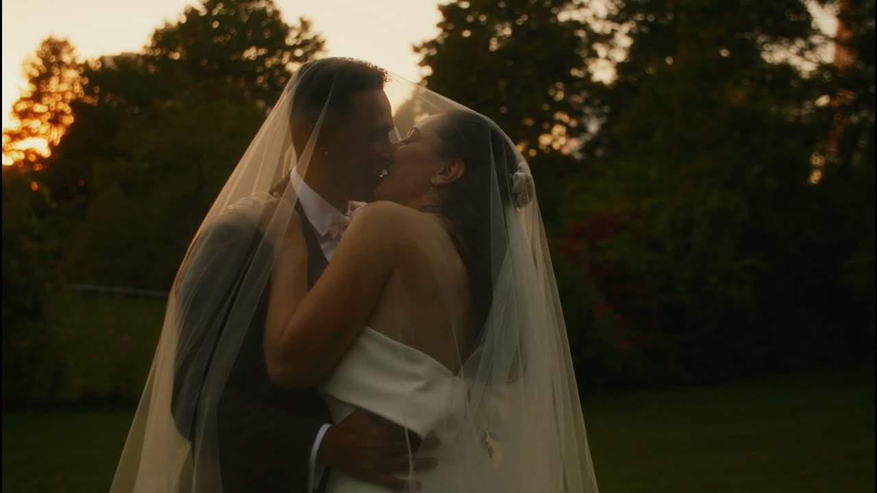 Romantic Wedding at Graydon Hall  (Madison & Drae)