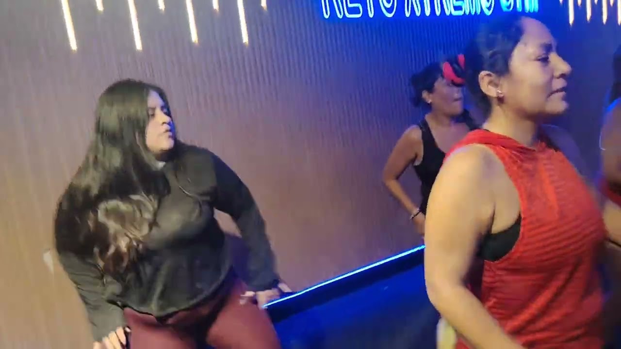 Duele 🩷 Sexy fitness 🔥ritmo fit 🔥 #fitnees #dance#baile#paratii 