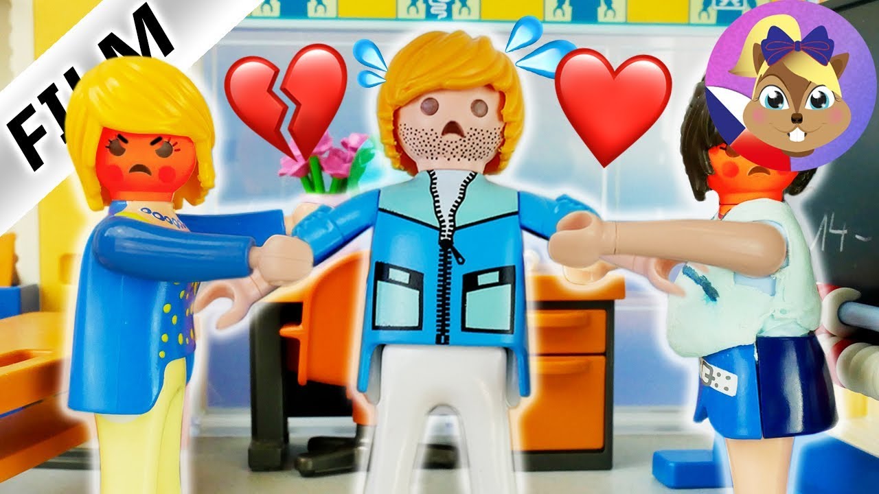 Playmobil příběh | Matka se snaží ukrást manžela | Podvede ředitel manželku? | Rodina Dvořákova