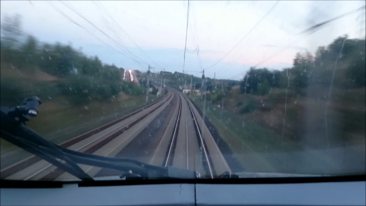 Schnelles Reisen in der Morgendämmerung  -  300 km/h (BR406)