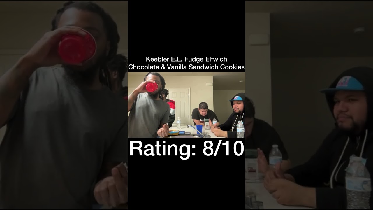 Keebler E.L. Fudge Elfwich Chocolate & Vanilla Sandwich Cookies Taste Test Review Short