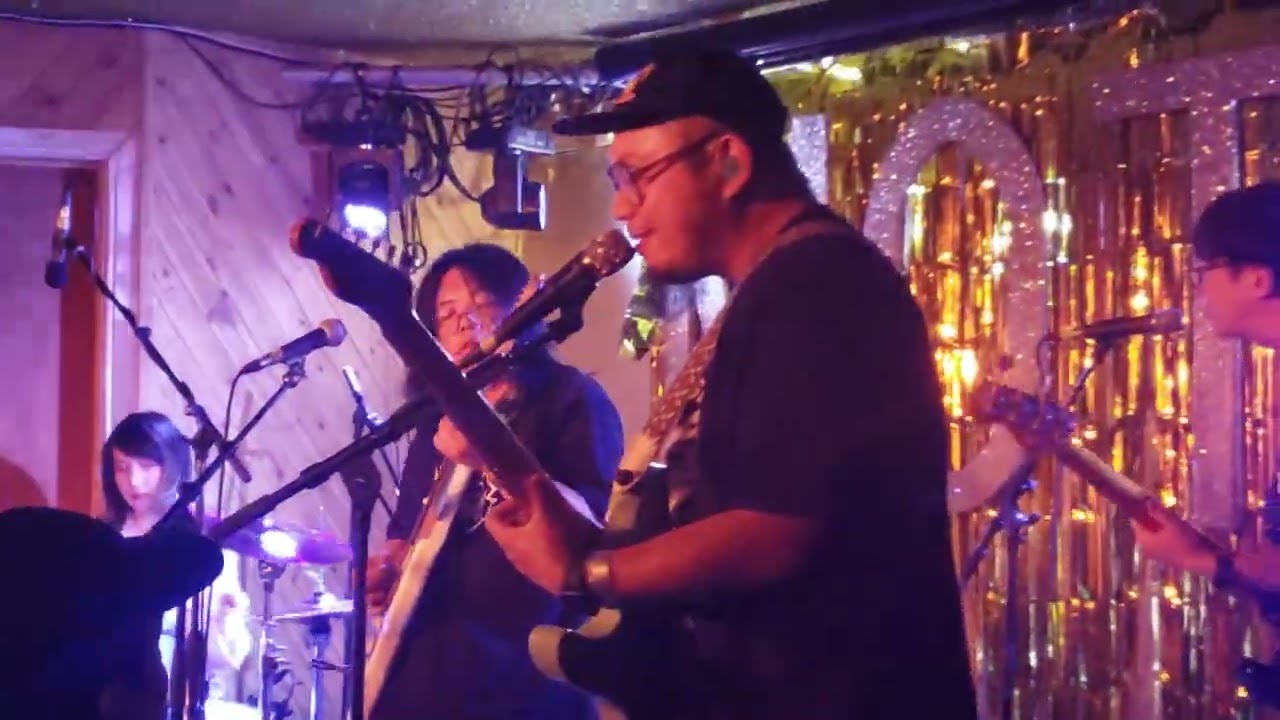 chinese football - electronic girl LIVE @ london MOTH CLUB