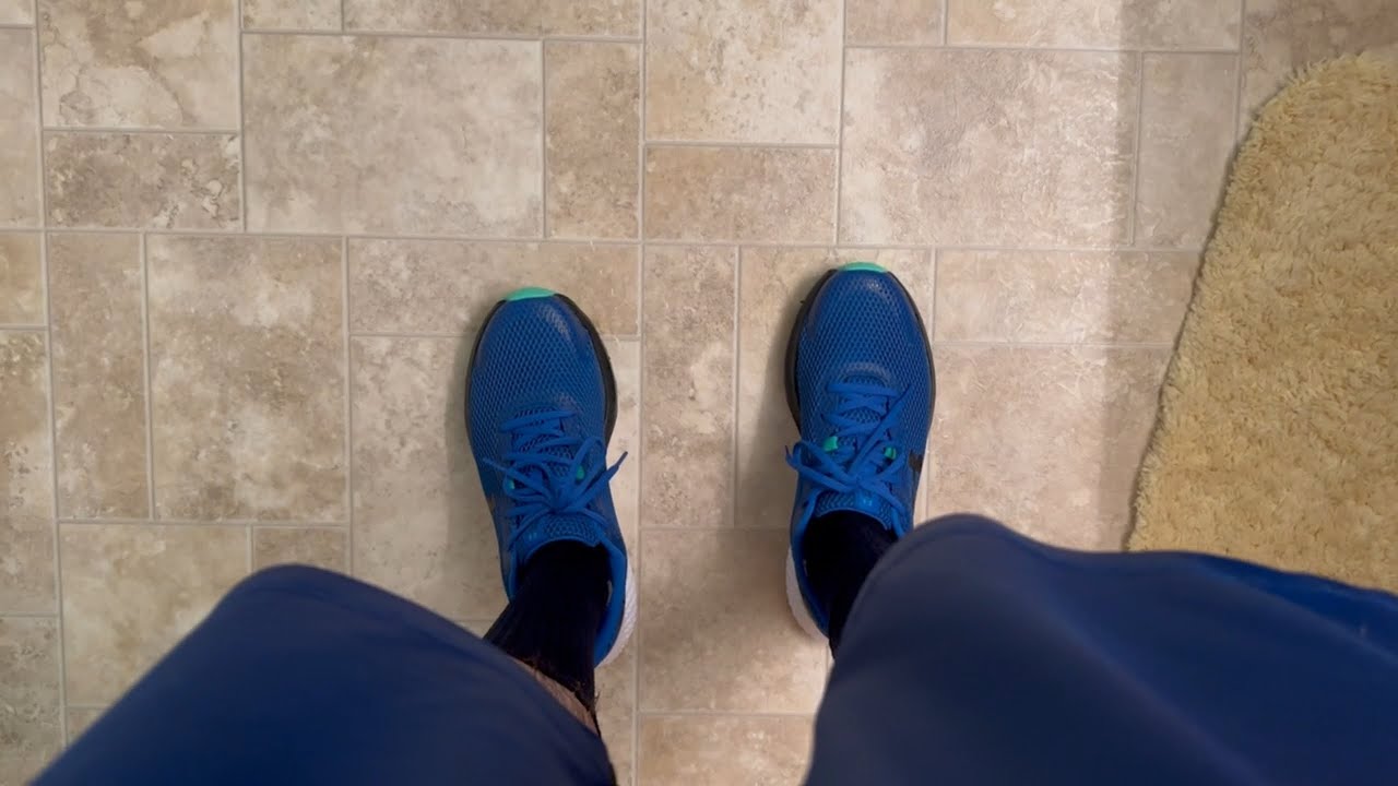 Wet Under Armour Charged Rouge 3  Running Shoes in the Bath