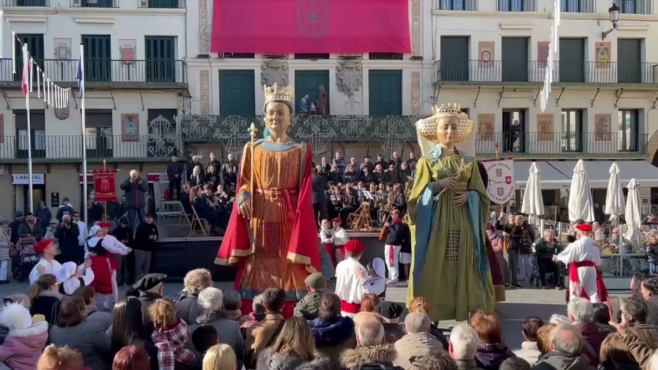 Comparsa Perrinche | Día de Navarra 2025