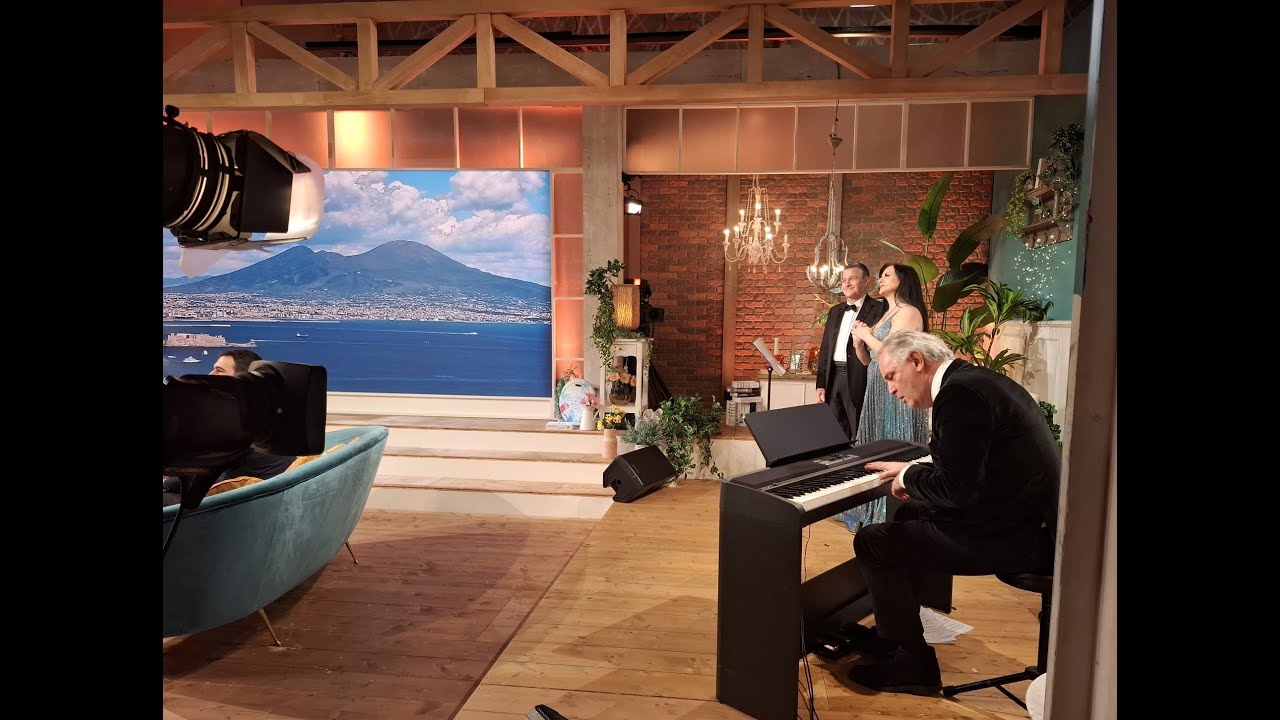 Torna a Surriento - Olga De Maio & Luca Lupoli | Luca R. Jacovella pianoforte a L'Ora Solare TV2000