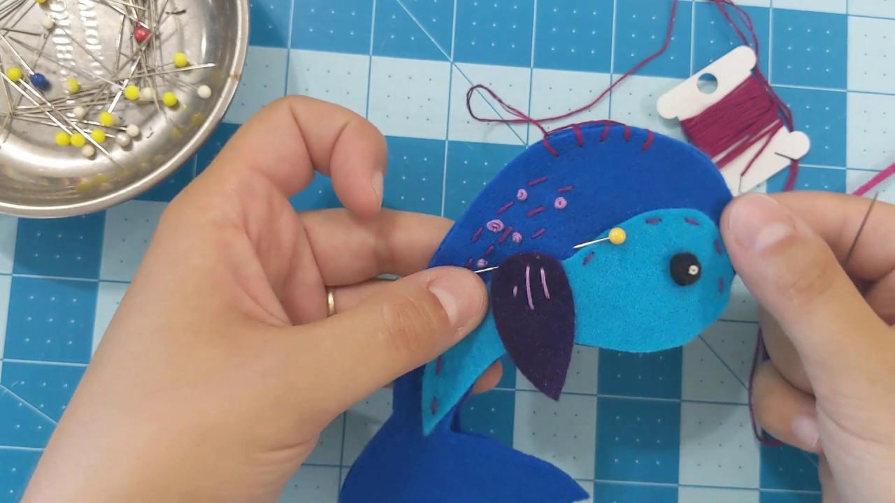 Blanket Stitch: Embroidery and Hand Sewing Stitches for Beginners