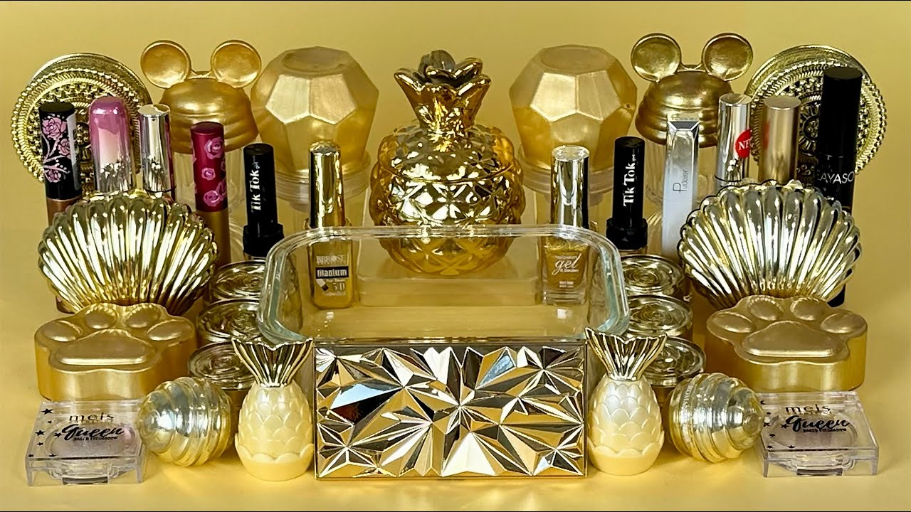 GOLD SLIME. Mixing makeup and glitter into Clear Slime. Satisfying Slime Videos 2160p.