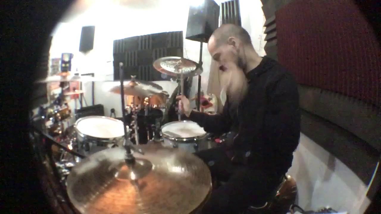 “Globo” de Pito Pérez (Drums).