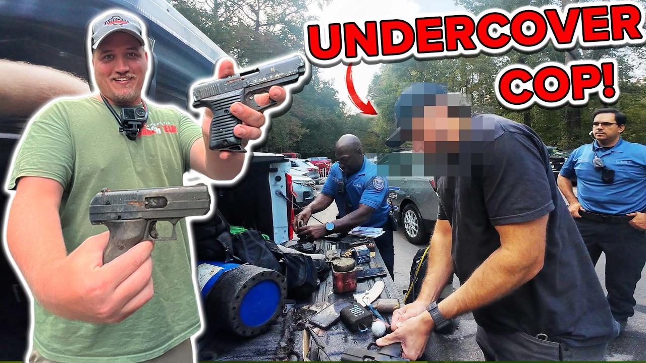 Полицейский под прикрытием противостоит нам, обнаружив под водой 4 единицы огнестрельного оружия!
