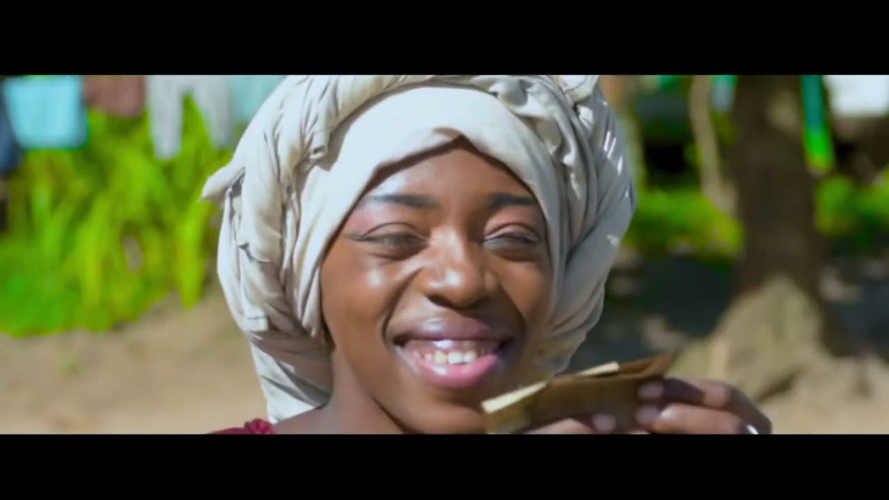 VIE NANGA MAKAMBO by ROSE'B Star girl