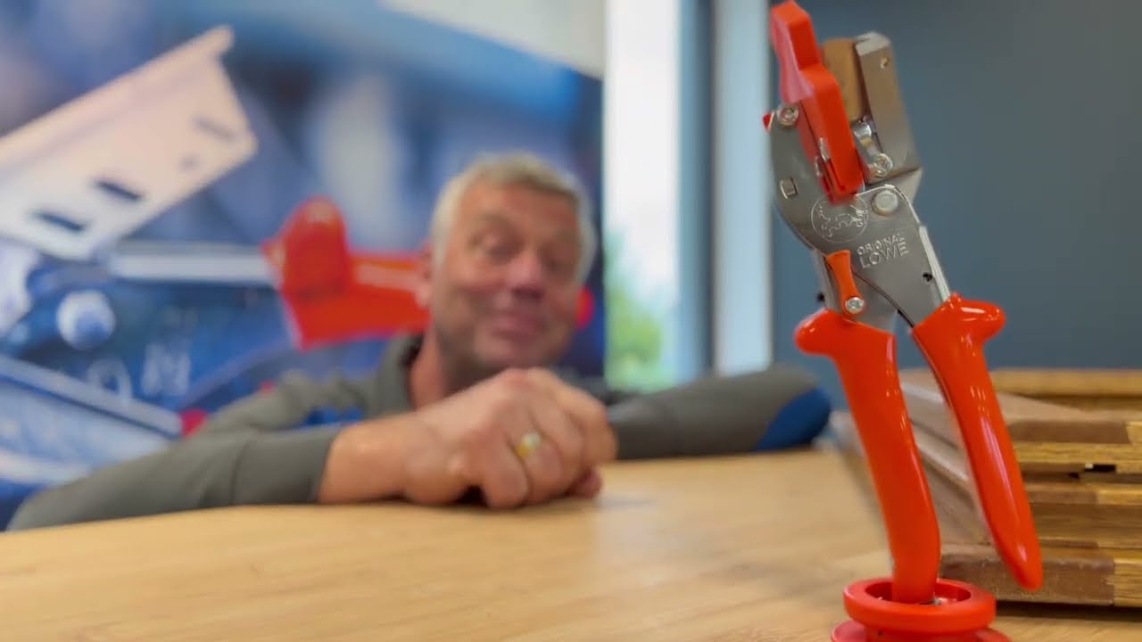 Original LÖWE 4.104/VR - Schneiden statt sägen!