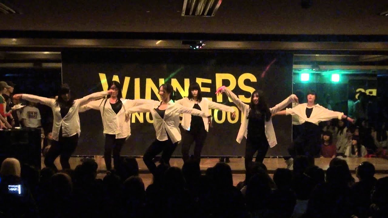 winners dance school girl's hiphop class student.1