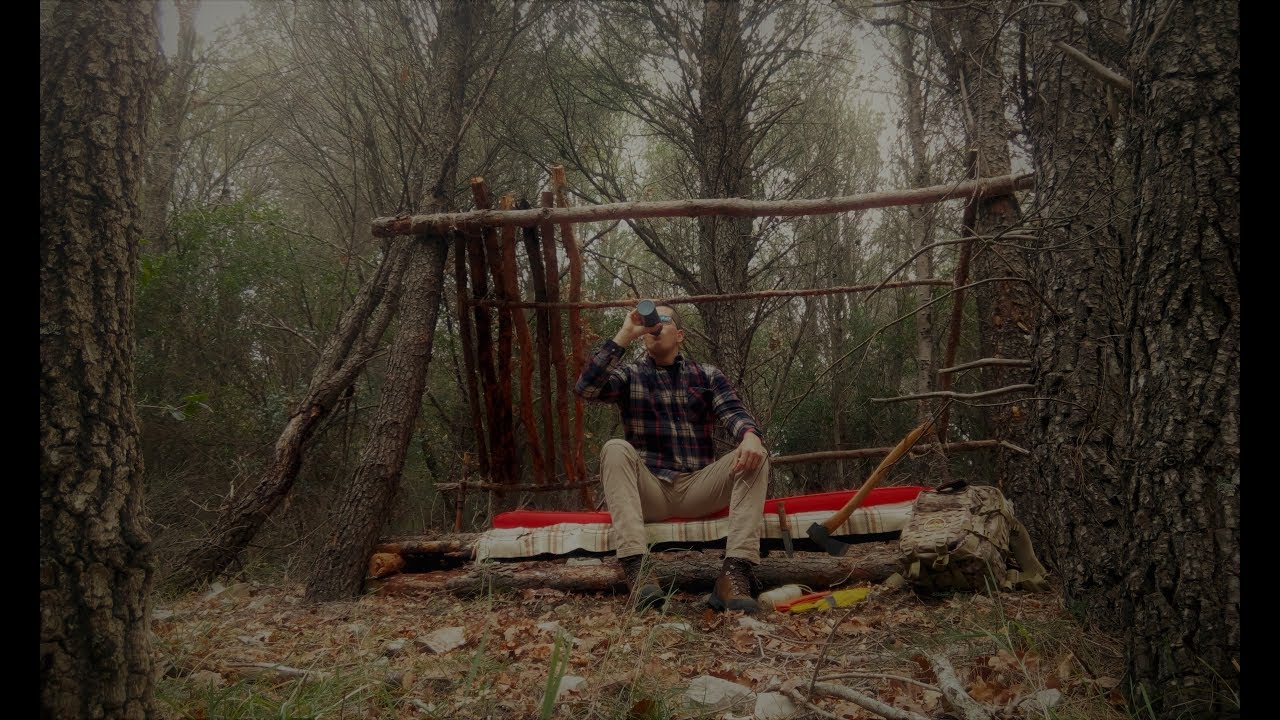 Winter Bushcraft LeanTo Shelter