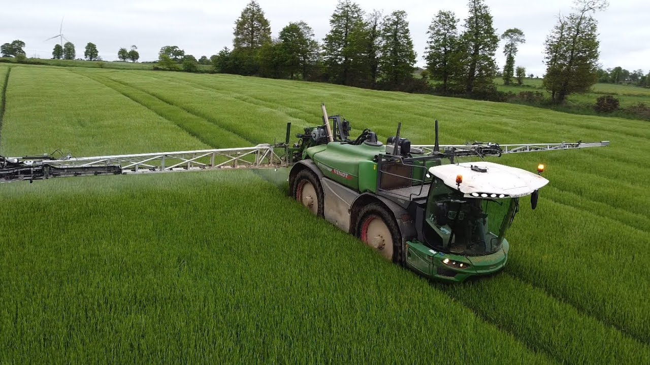 Fendt Rogator 655 au fongicide avec la Sarl OPR