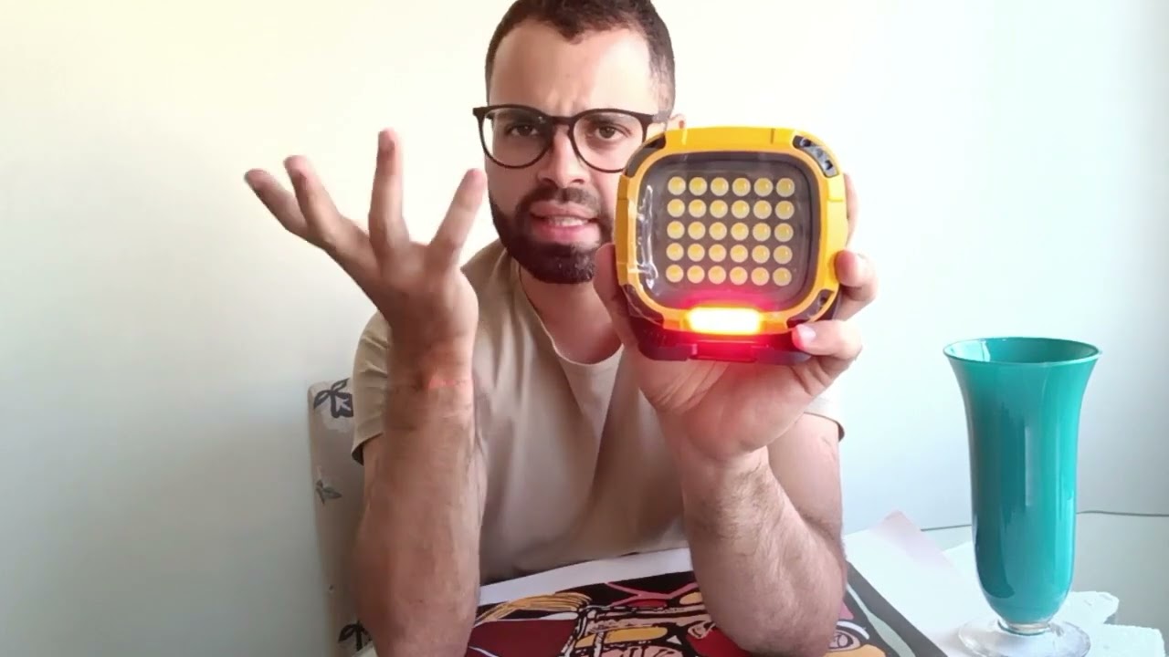 O novo refletor de led recarregável multiuso que todos estão falando! Descubra por quê!