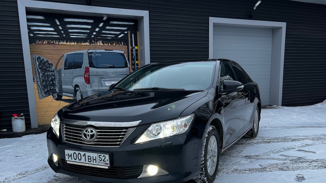 Аудиосистема в Toyota Camry / Тойота Камри. Автозвук с 2-мя усилителями + сабвуфер в багажник