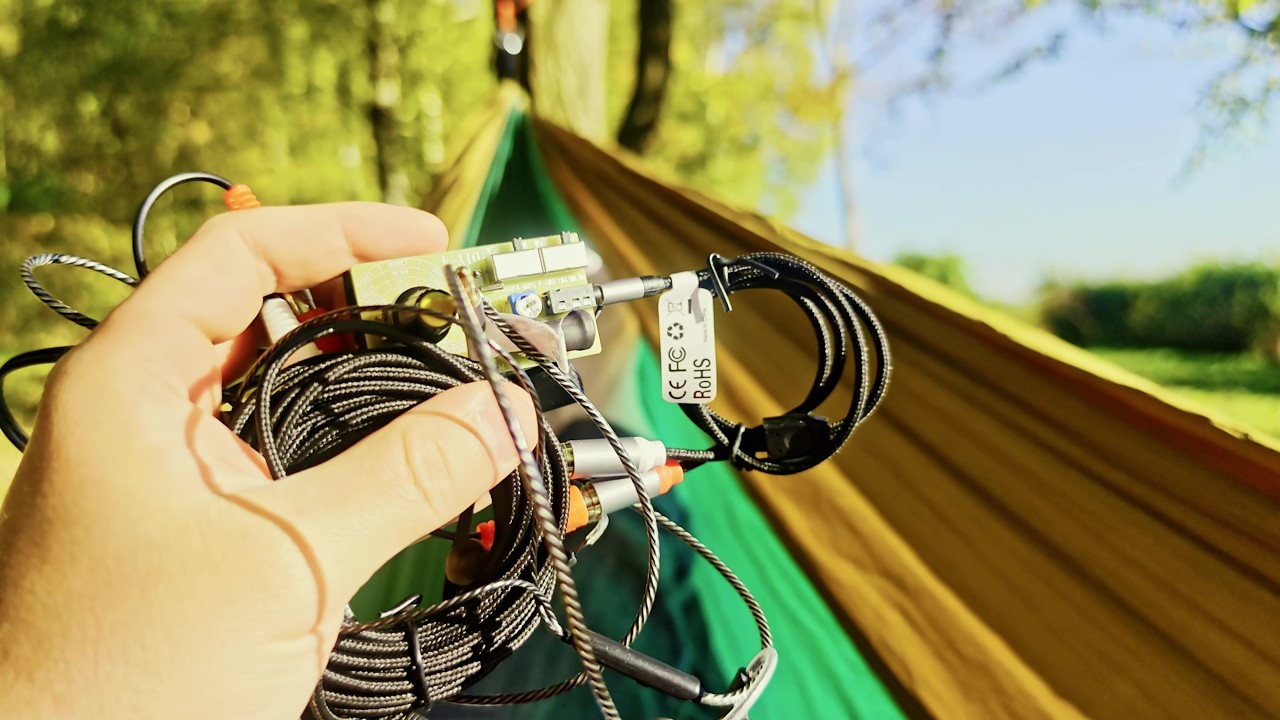 #Gadzety 32 Jak to gra.. CD... Radioodbiornik na ciężkie czasy. KT0936MB9