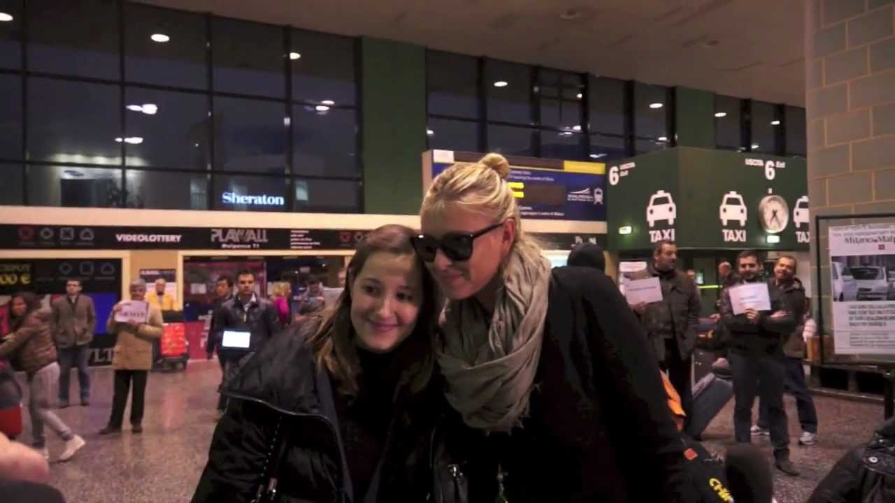 La bellissima Maria Sharapova atterra a Malpensa