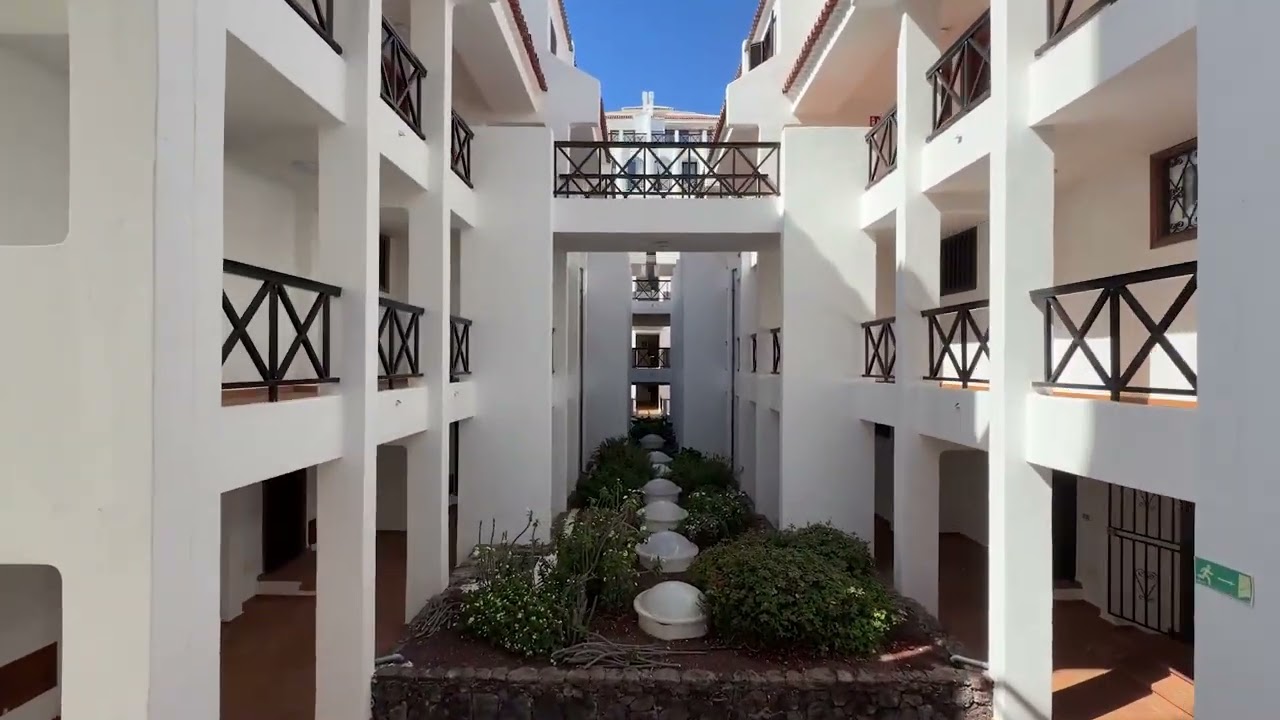 Directions apartment F1-391 Parque Santiago 2 with lift access.