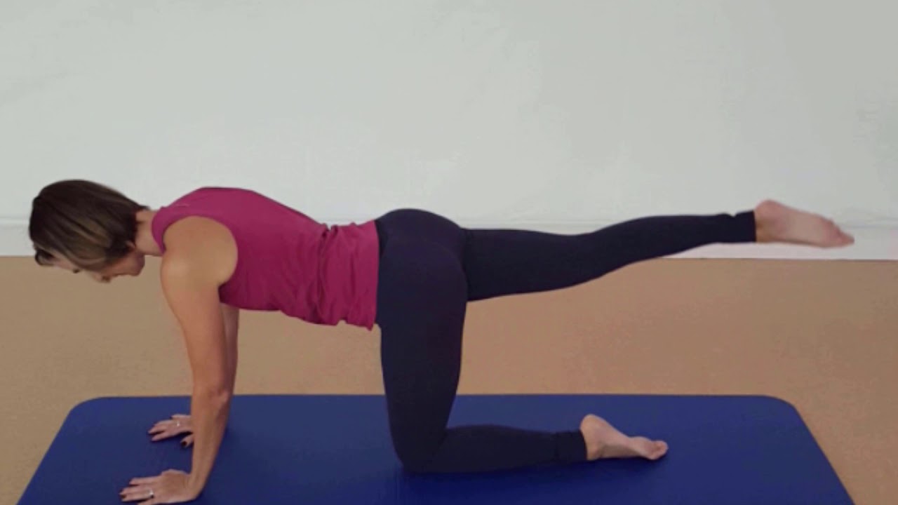 MOVE OF THE WEEK 06 - 4 F&Uuml;SSLER: BEINE ABWECHSELND NACH HINTEN GLEITEN UND ANHEBEN