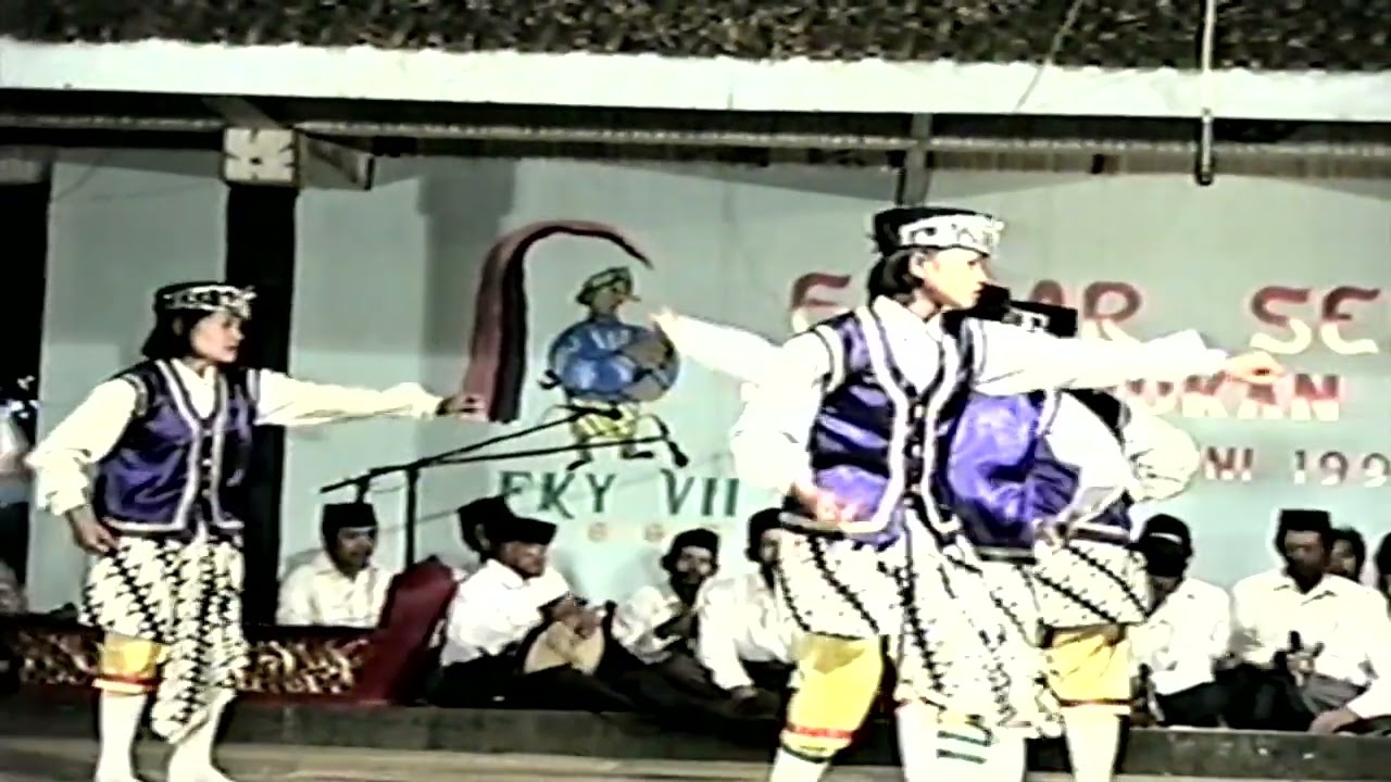 PEMBUKAAN FKY VII 1995