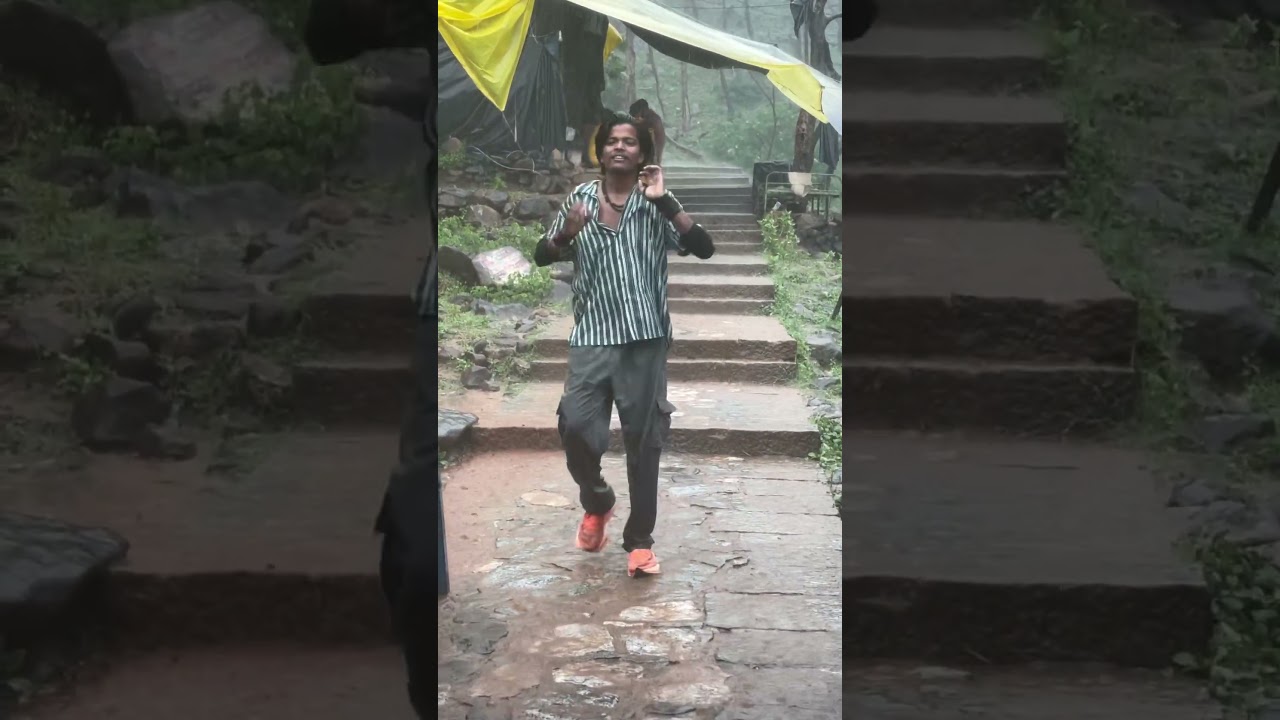 Girnar in rainy season #girnar #somanth #junagadh #rain #travelvlog
