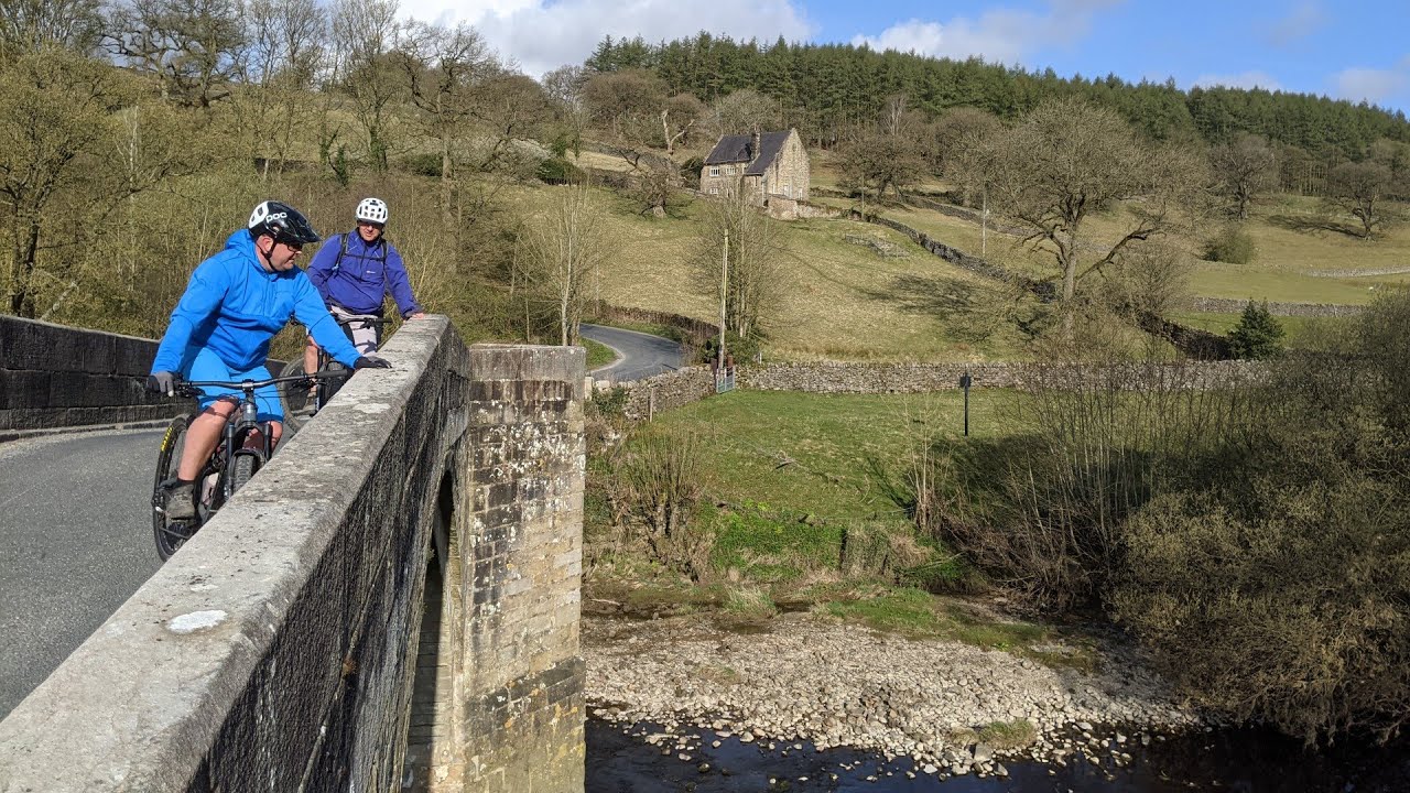 Yorkshire Dales Rylstone loop - MTB montage