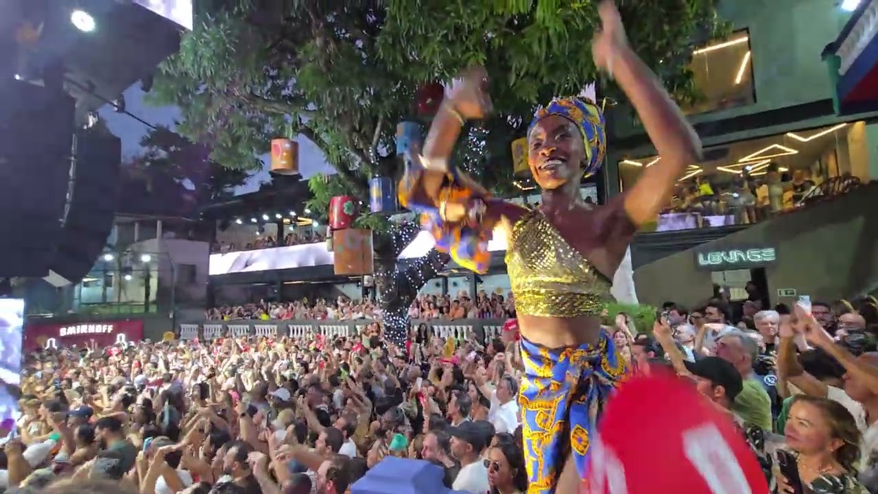Sarau 2026 Carlinhos Brown no Candeal Guetho Square, Axé 