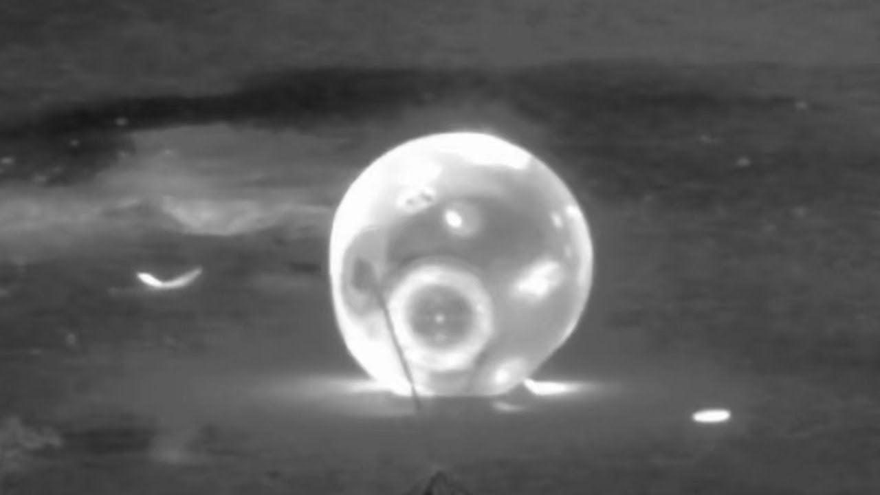 Shenzhou-14 spaceship successfully lands in N China