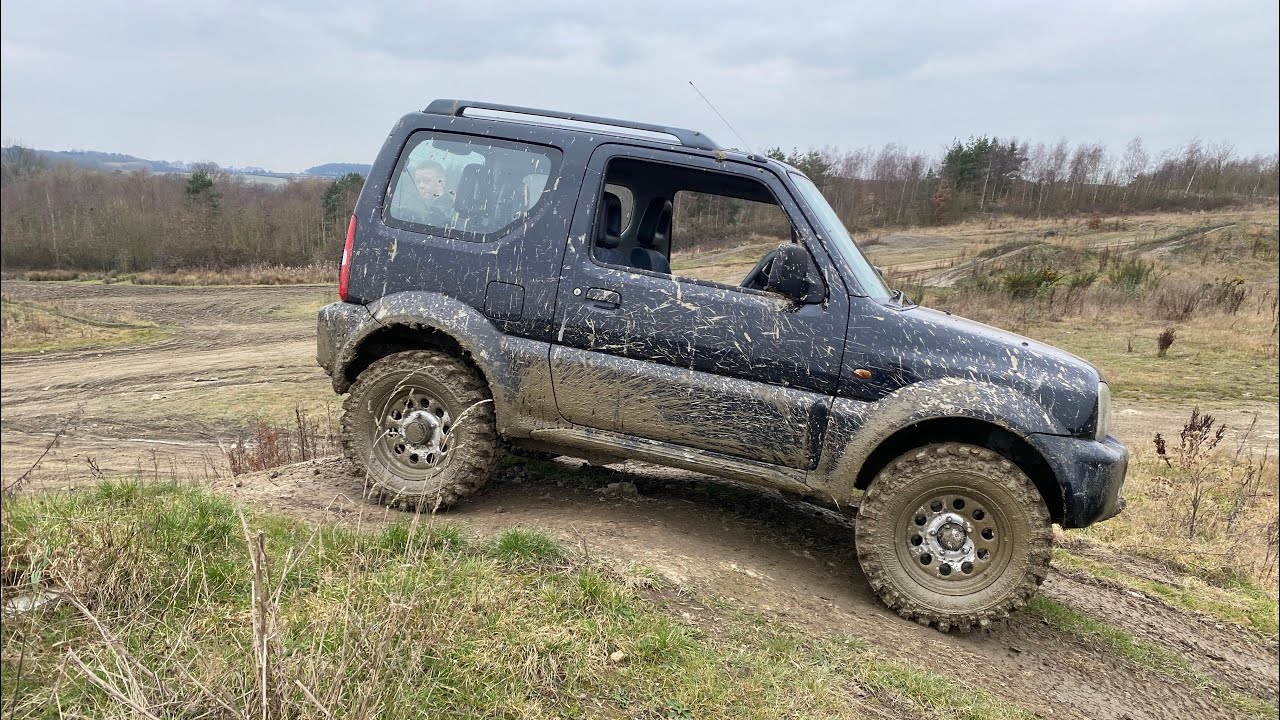 suzuki jimny at frickley 4x4 offroad centre