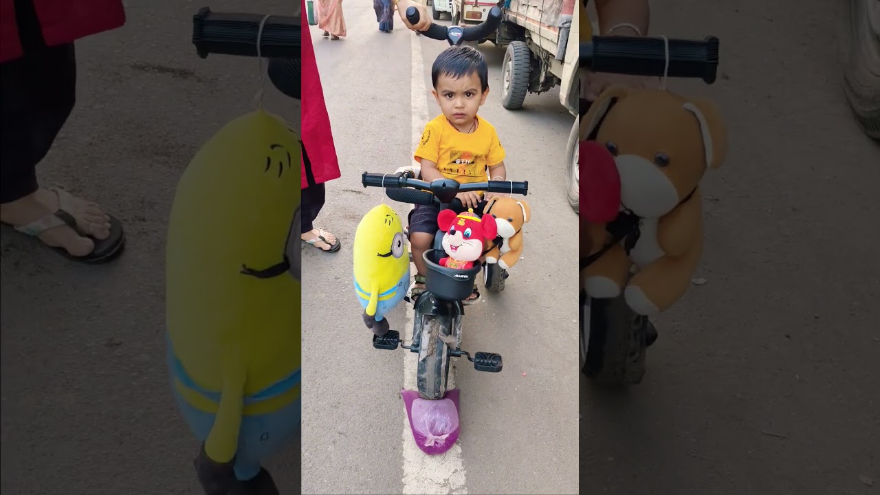 cycle cycle 🛴 😠 🤣 😆#shorts #baby #waterballoon #poppballons #viral