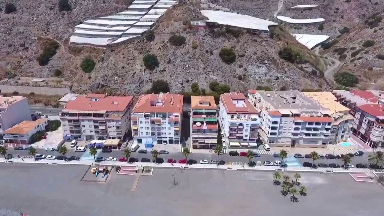 La Mamola