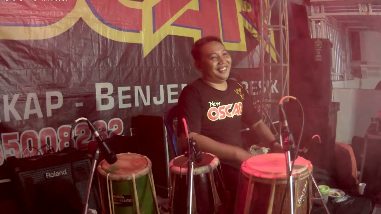KY HERU BAGAIKAN SENYUM DAN PERANG