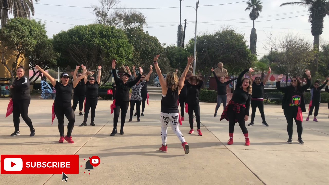 Jugaremos muévete luz verde- El GRAN PROYECTO ❌ZumbaChoreo❌NatalieBarrera