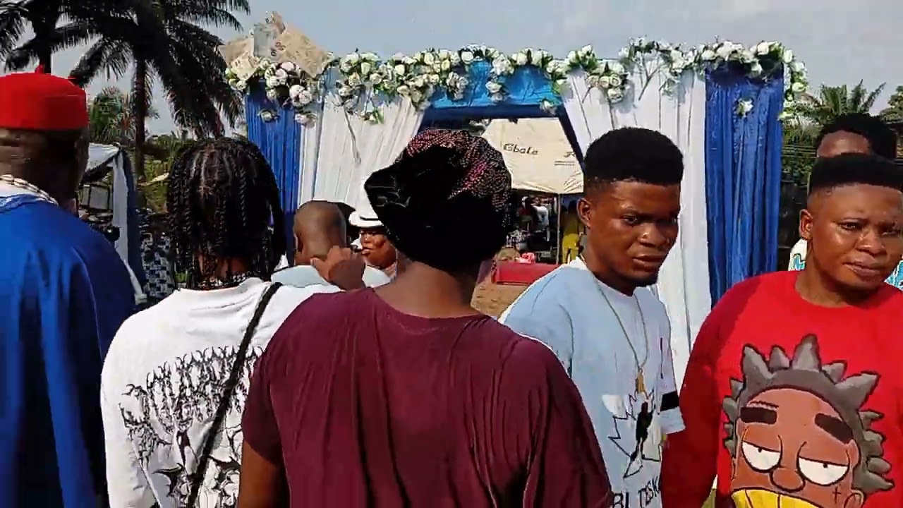 IKA MUSIC DON KENNEDY LIVE IN IDUMUESAH PLS SUBSCRIBE BOOK LIKE COMMENT SHARE.