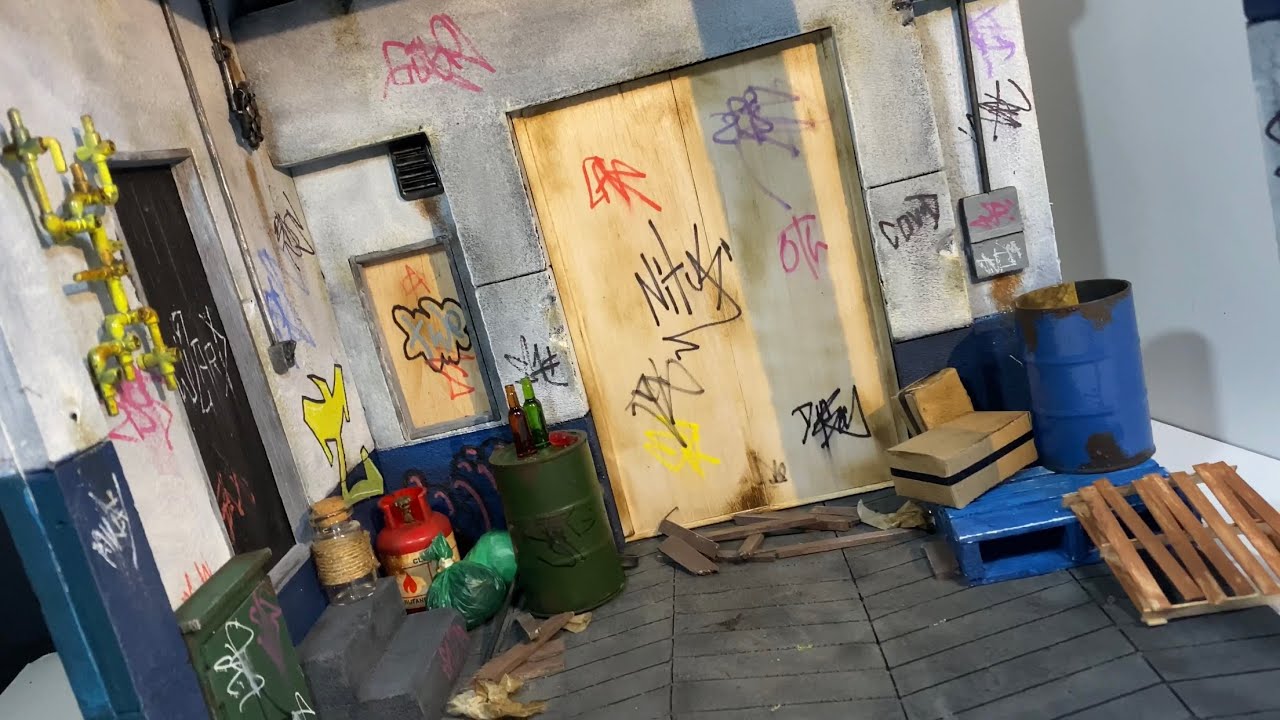 Realistic 1:12 Abandoned Warehouse Diorama & Props Showcase by @DioramaBoy