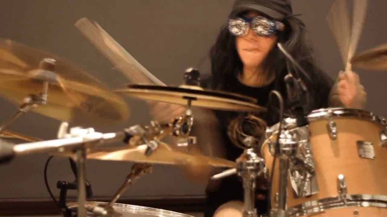 BullZeichen88Prologue(DrumCover)