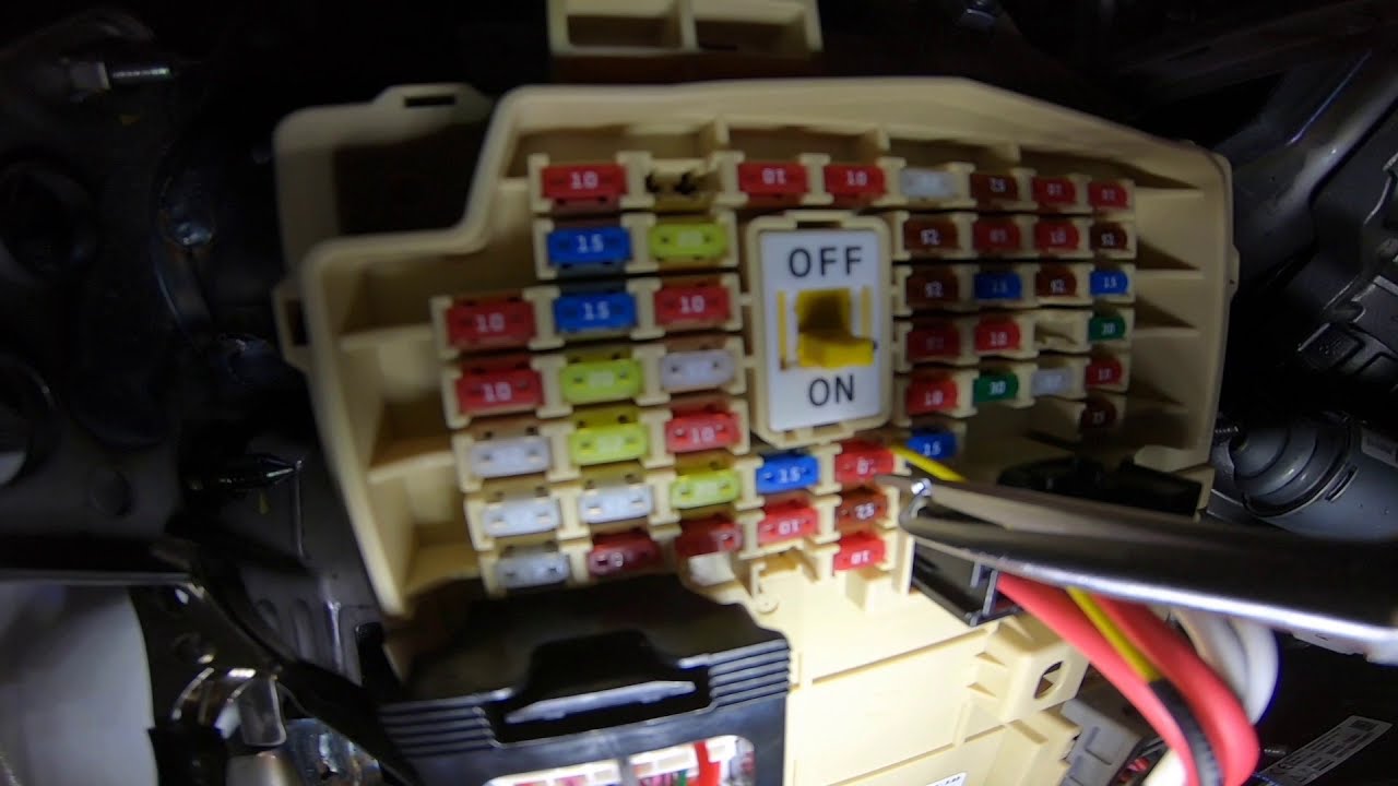 Anyone can do a power connection DIY in 3 minutes. This is a call SUV RV version including connec...
