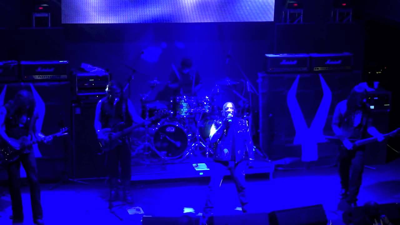 Angeles del Infierno - Pensando En Ti / Si Tu No Estas Aqui [Live @ Stage 48, NY - 11/10/2013]