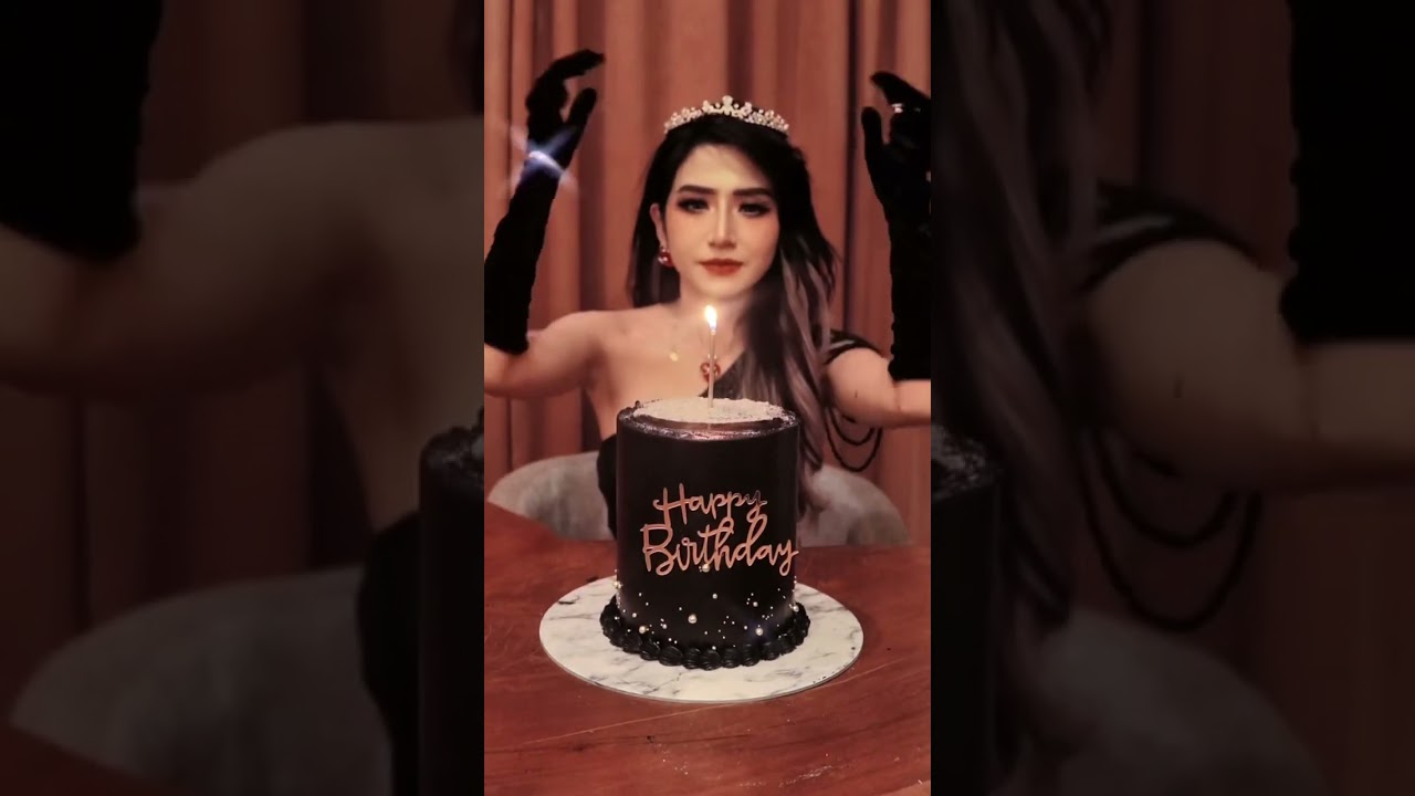 Selamat ulang tahun untuk diri saya yang ke 25 tahun ini , terima kasih untuk orang&rdquo; yang mendukung