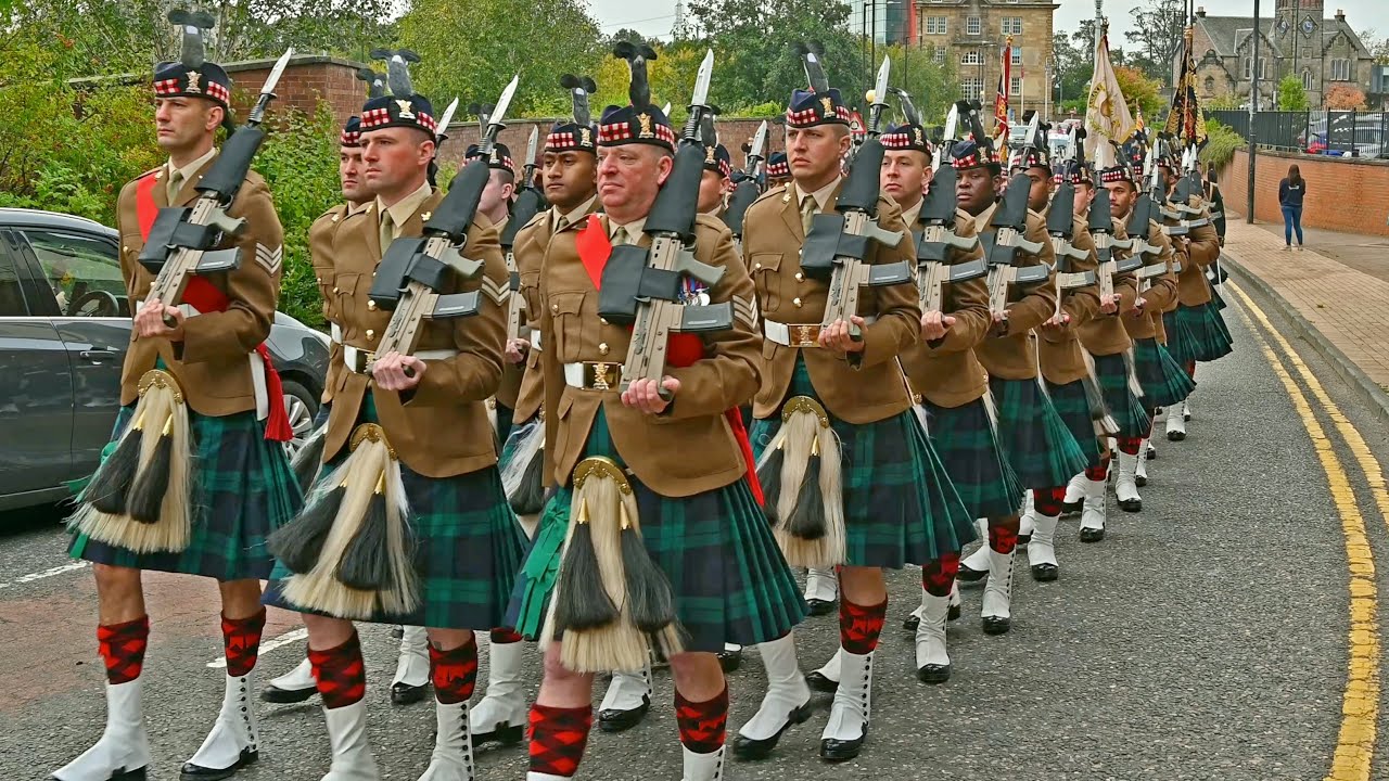 The Royal Regiment of Scotland exercise their Freedom of Clackmannanshire