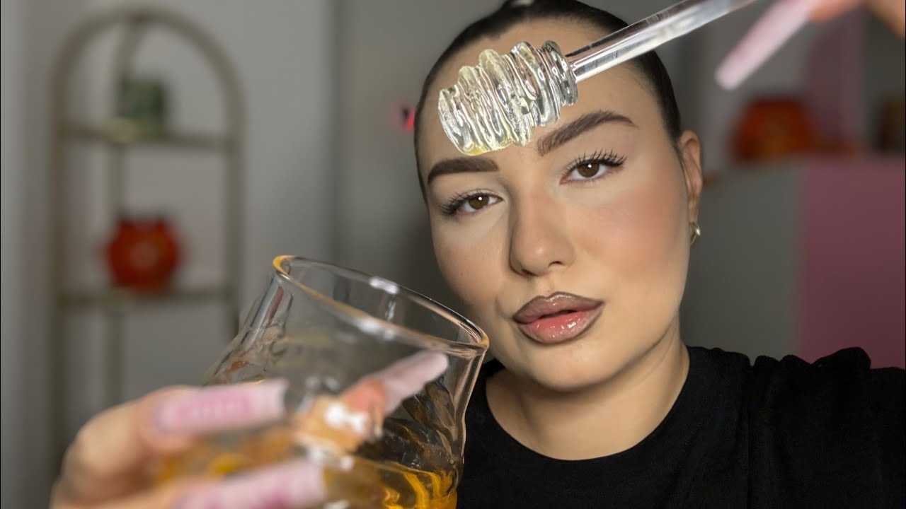 Asmr in romana - Mananc miere🍯#asmrsounds #asmr #mouthsounds #honey #tingles #asmrvideo #asmreating 