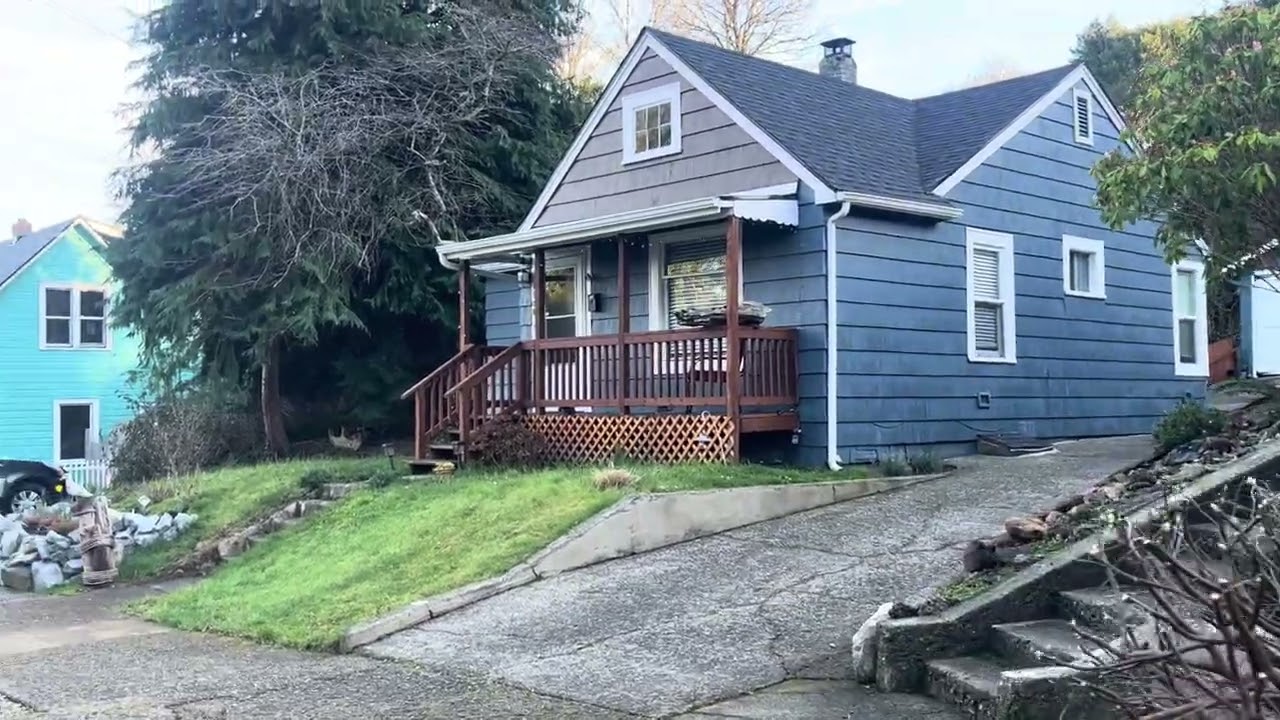1189 Elrod Coos Bay 