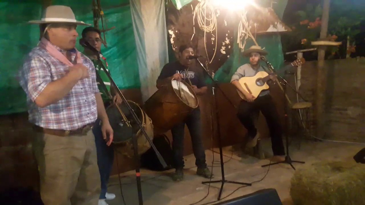 COPLAS EL CHANGO BARCENA JUNTO A FRANCO PATAGUA EN EL PALENQUE DE DON MIGUEL SANCHEZ