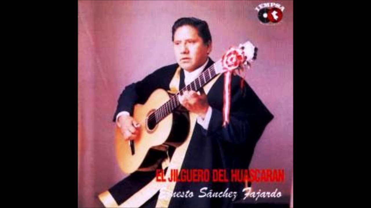 CARRETERA A CORONGO  -  EL JILGUERO DEL HUASCARAN