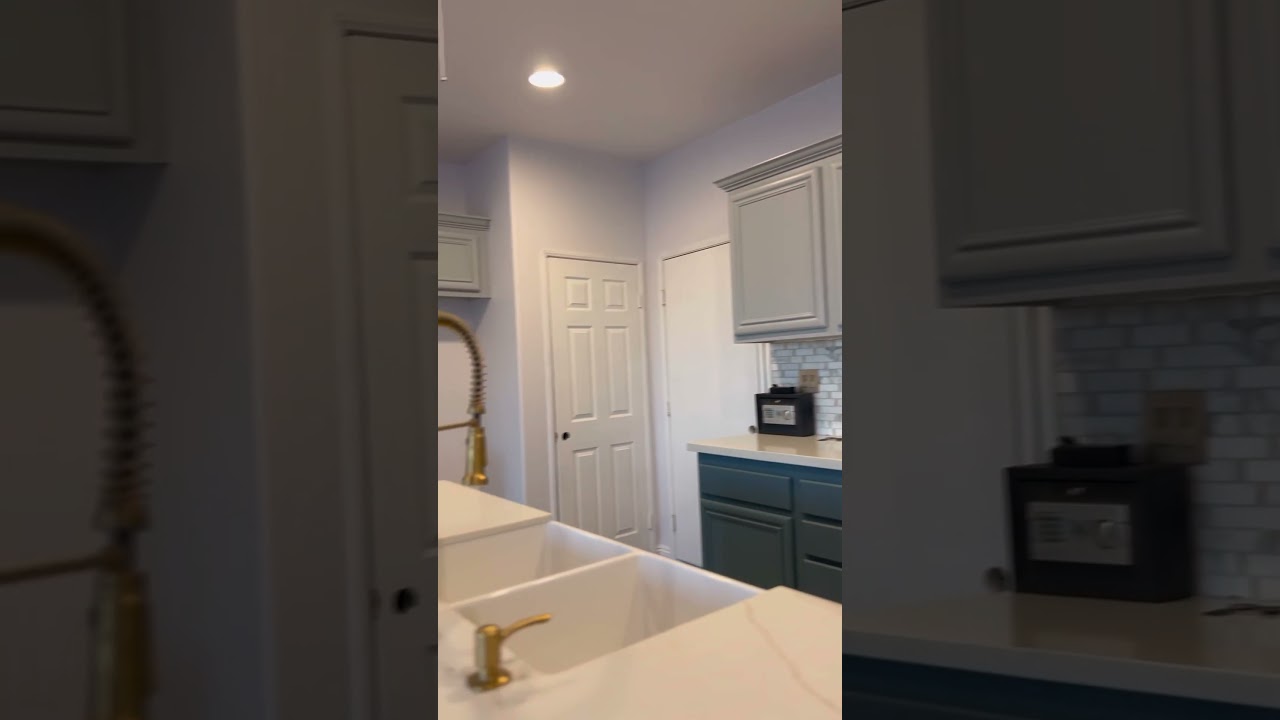 Se renta est&aacute; hermosa casa! Cont&aacute;ctanos para m&aacute;s informaci&oacute;n!🏡✨#casaslex