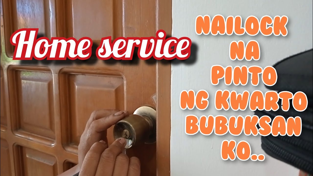 HOME SERVICE.. Bubuksan ko ang nailock na pinto ng kwarto..